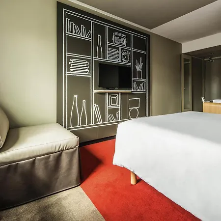 Ibis La Defense ナンテール