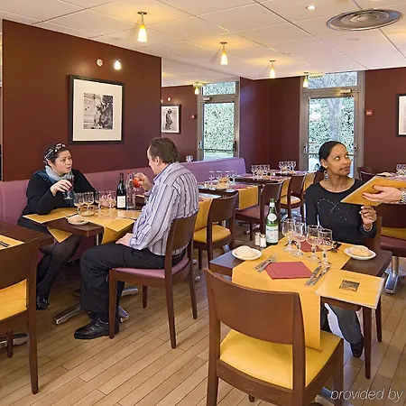 Ibis La Defense 3* Nanterre