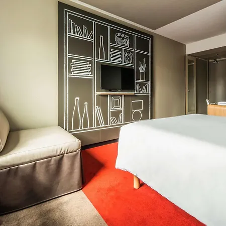 Ibis La Defense
