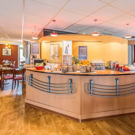 Ibis La Defense Hotel 3*